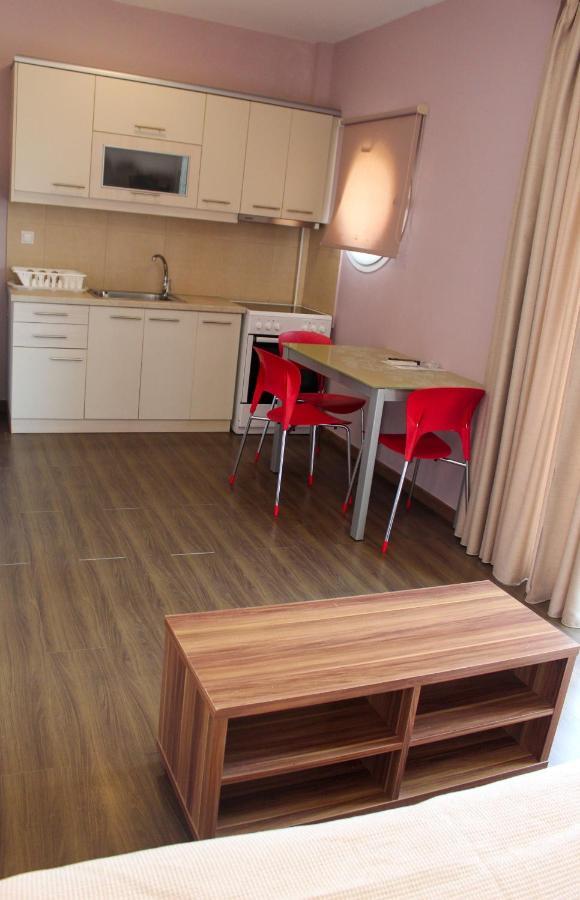 Apanema Apartments Vivári Екстериор снимка