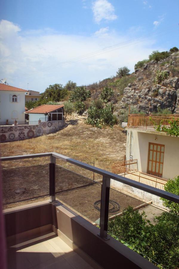 Apanema Apartments Vivári Екстериор снимка