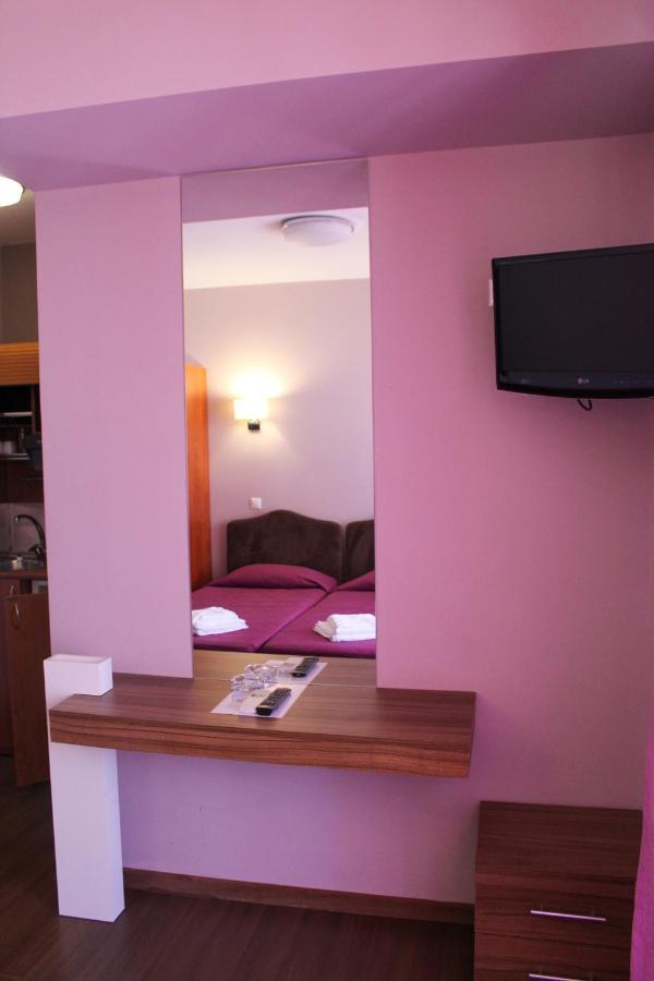 Apanema Apartments Vivári Екстериор снимка